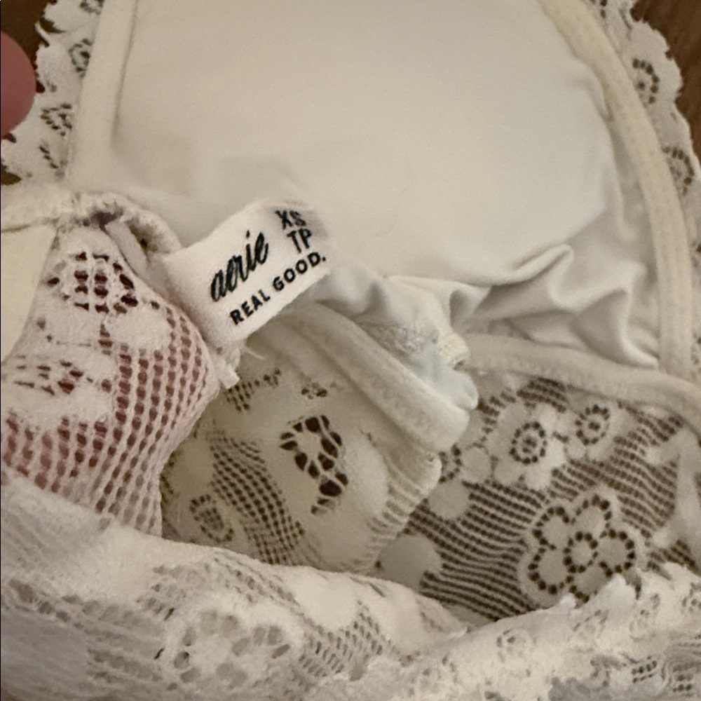 Aerie White Show Off Lace Padded Plunge Tank Top - Picture 2 of 5